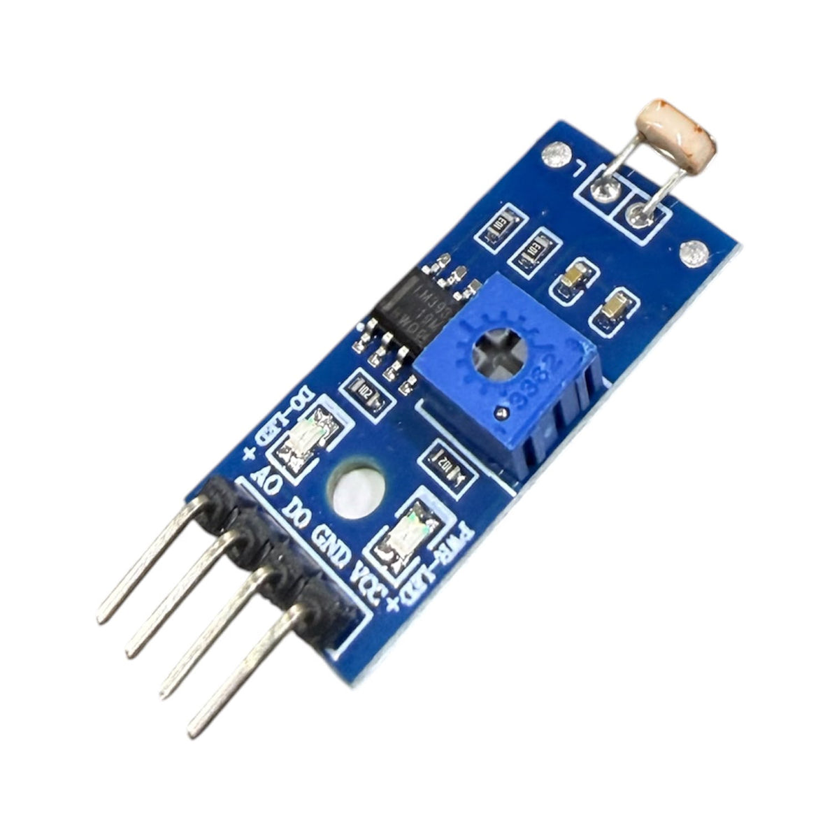 Modulo Sensor De Luz Fotocelda LDR LM393 Arduino 4 Pines